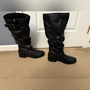 Black Women's Knee-High Boots